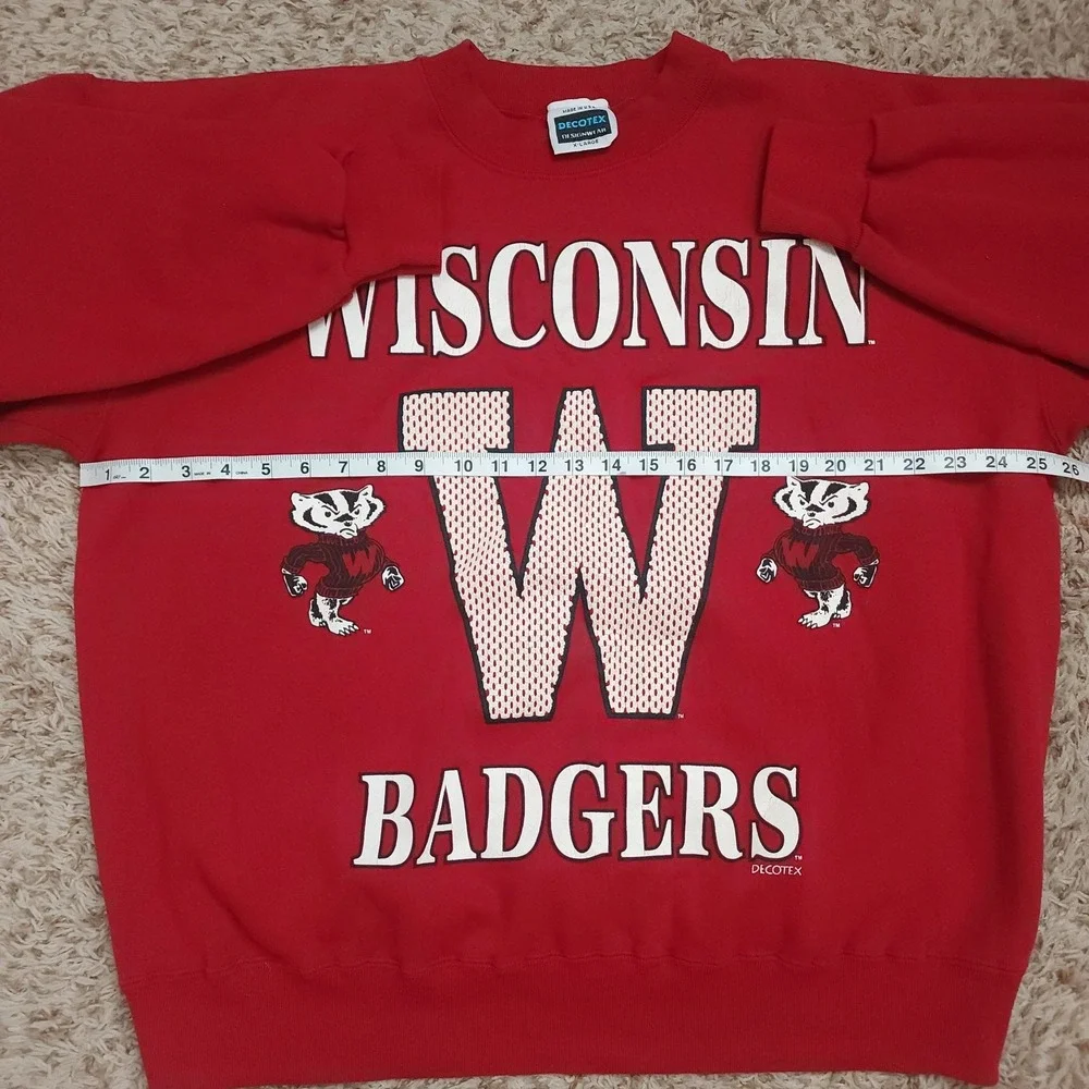 Vintage‎ Wisconsin Badgers Mens XL Decotex Made In USA Red University Sweater